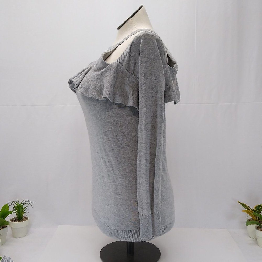Chelsea 28 Medium Cold Shoulder Sweater Soft Cozy Ruffle Gray Sweater Long Sleev